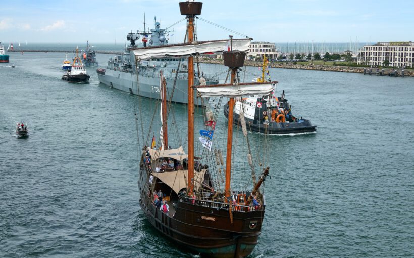 Hanse Sail Hansestadt Rostock, Image by Thomas Wolter from Pixabay